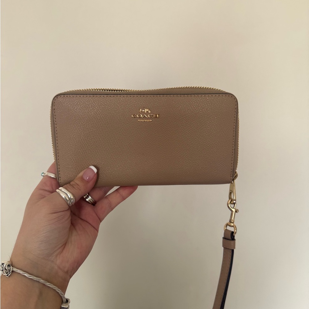 Coach Pebbled Leather Zip Wristlet Wallet in Taupe Beige with Gold Hardware